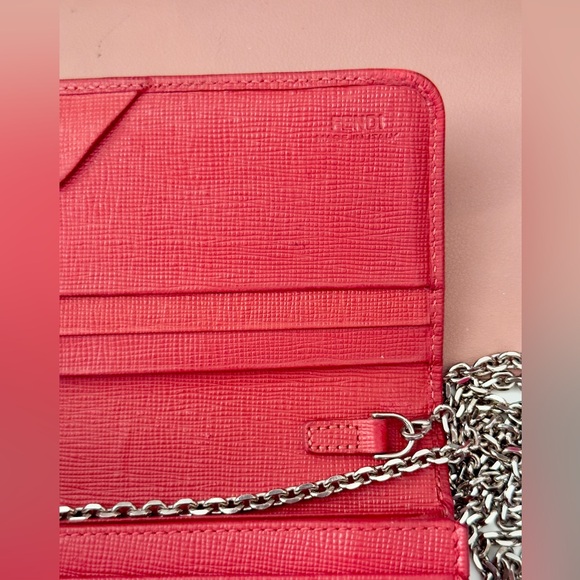 Fendi Chain Wallet WOC - Red - Picture 6 of 14